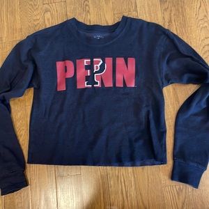 U Penn super soft sweatshirt size s/m